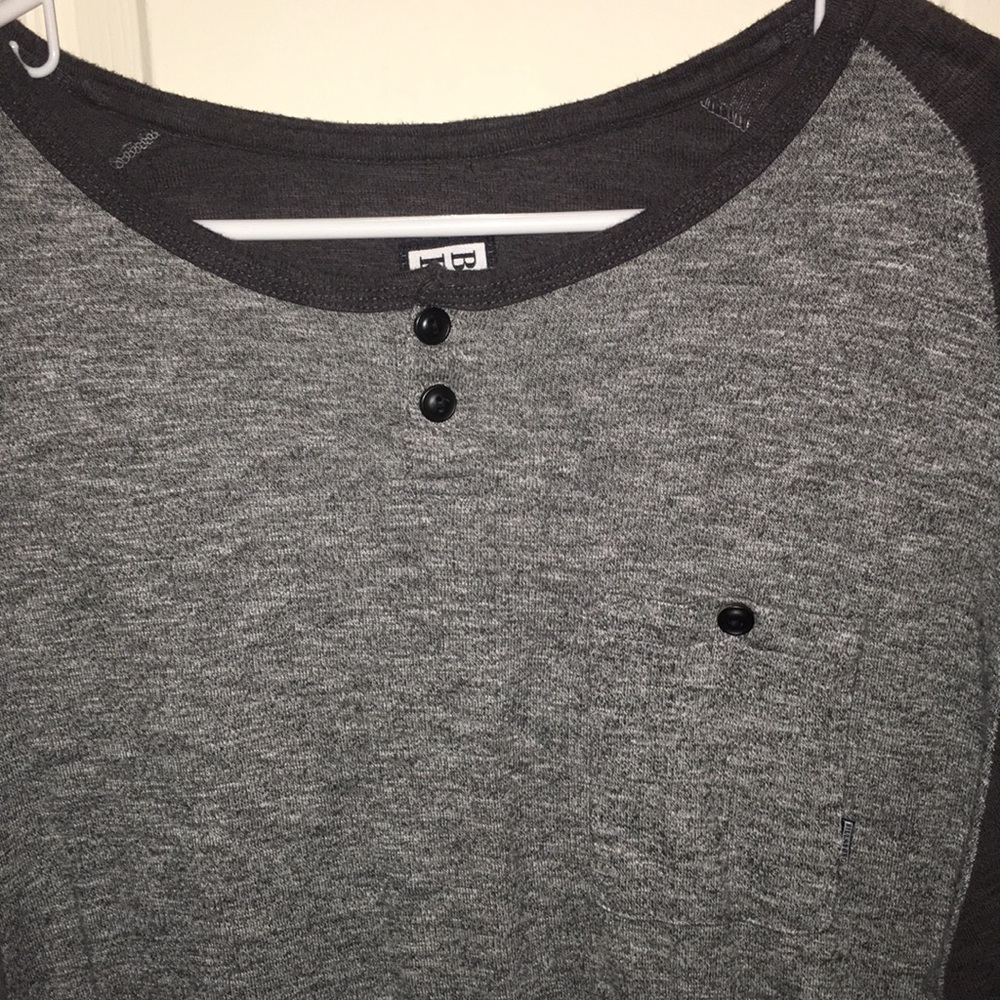 Billabong long sleeve Henley